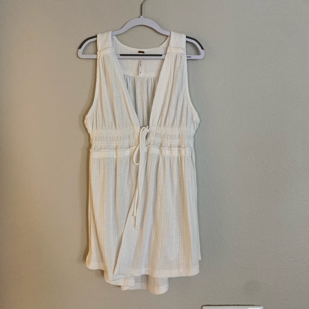 Never worn white tunic/tank